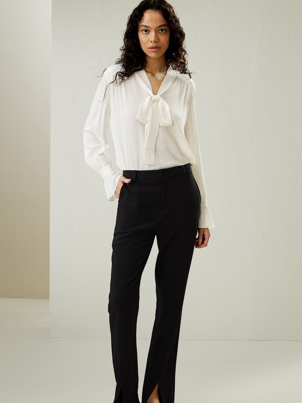 Silk V-neck Ribbon Blouse